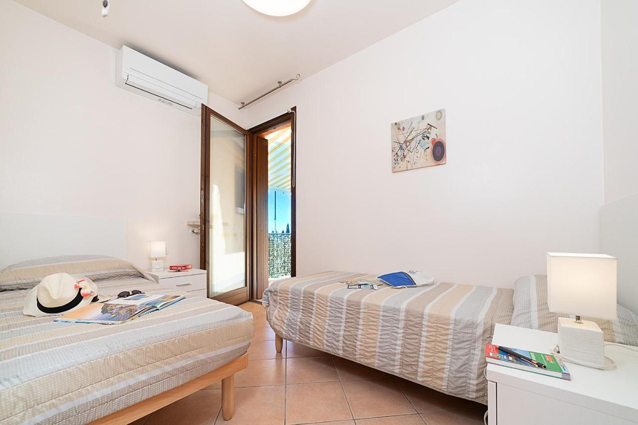 Apartment Blanco - Regarda Travel Lazise Buitenkant foto