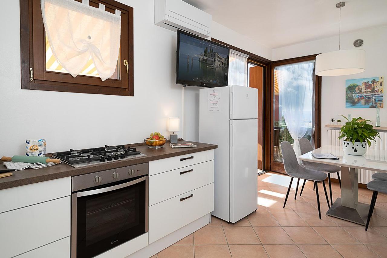 Apartment Blanco - Regarda Travel Lazise Buitenkant foto